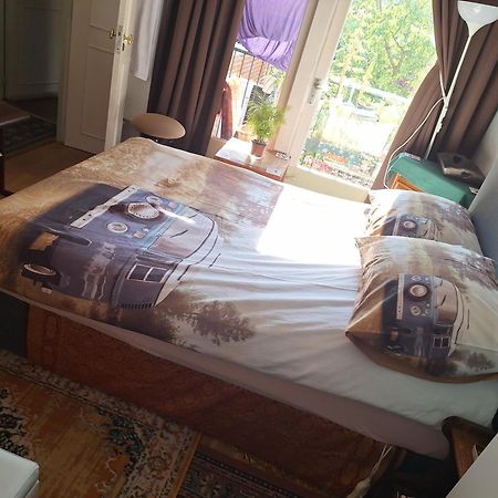 Homey Budget Bedroom Άμστερνταμ Εξωτερικό φωτογραφία